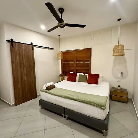 Casa Salvatore - Getsemani - Private Pool Сasa de vacaciones Cartagena